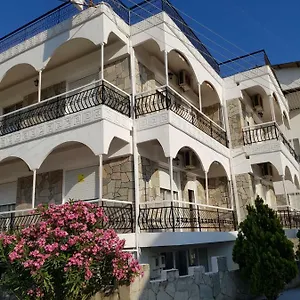 Argo Ξενοδοχείο με διαμερίσματα